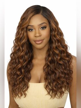 Outre chloris Melted Hairline Lace Front Wig - Cinnamon Mocha (24")